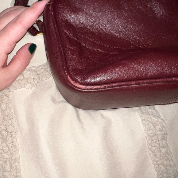 Vintage Burgundy Aigner crossbody bag - Picture 3 of 5